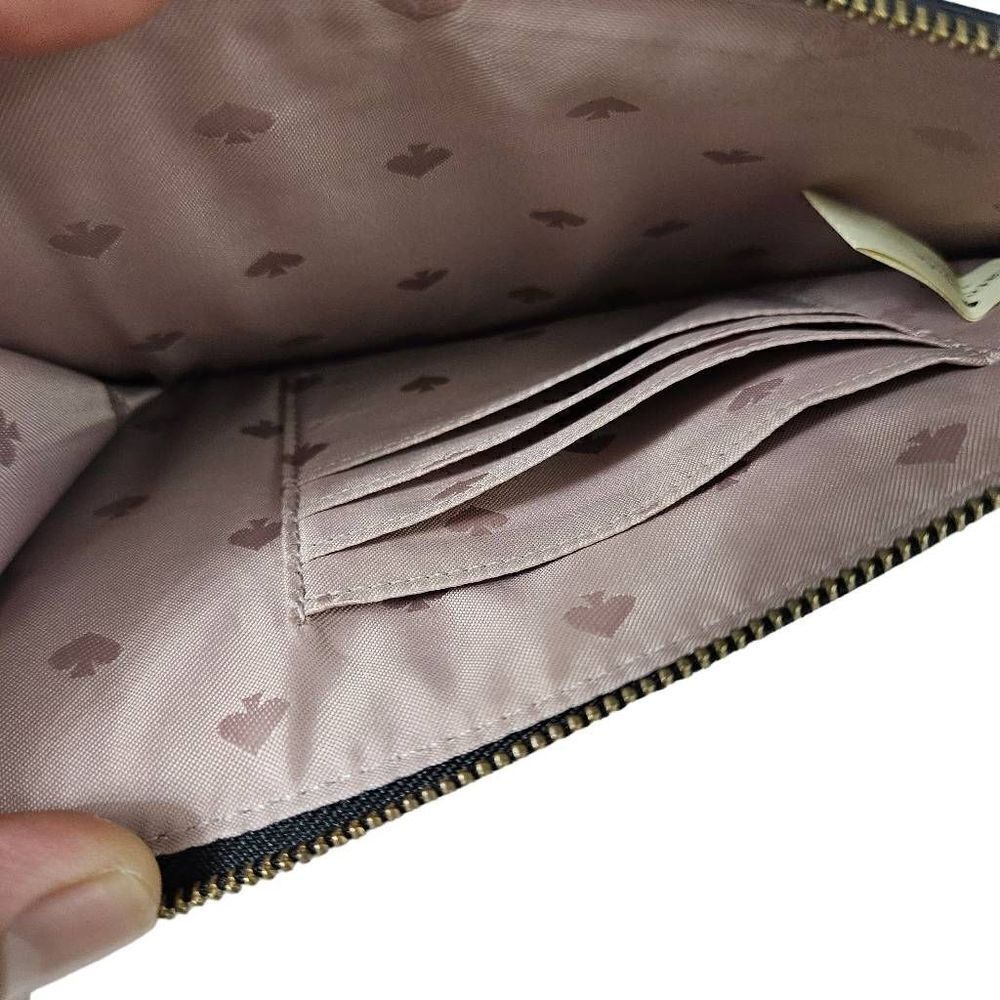 Kate spade wristlet - Picture 2 of 5